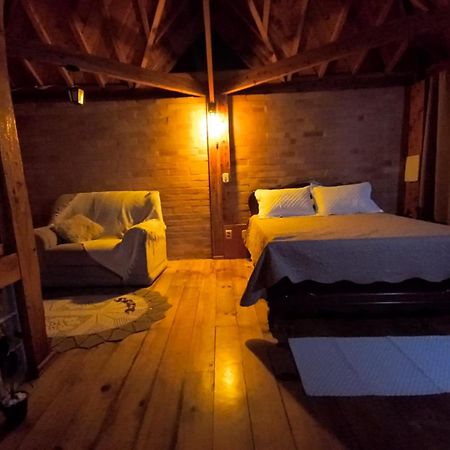 Suite Rustica Aconchego - Com Banheira De Hidromassagem Campos do Jordão Esterno foto